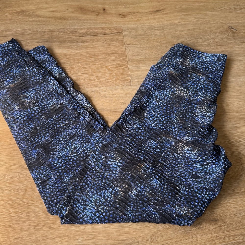Blue and Black Patterned Leggings